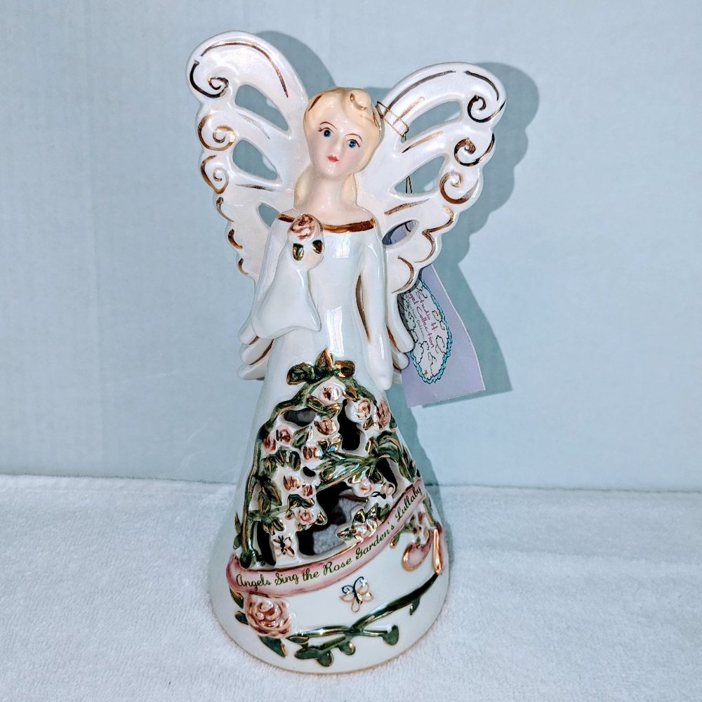 WESTLAND Giftware "Forever Rose" Large Tea Light Porcelain Figurine NWT